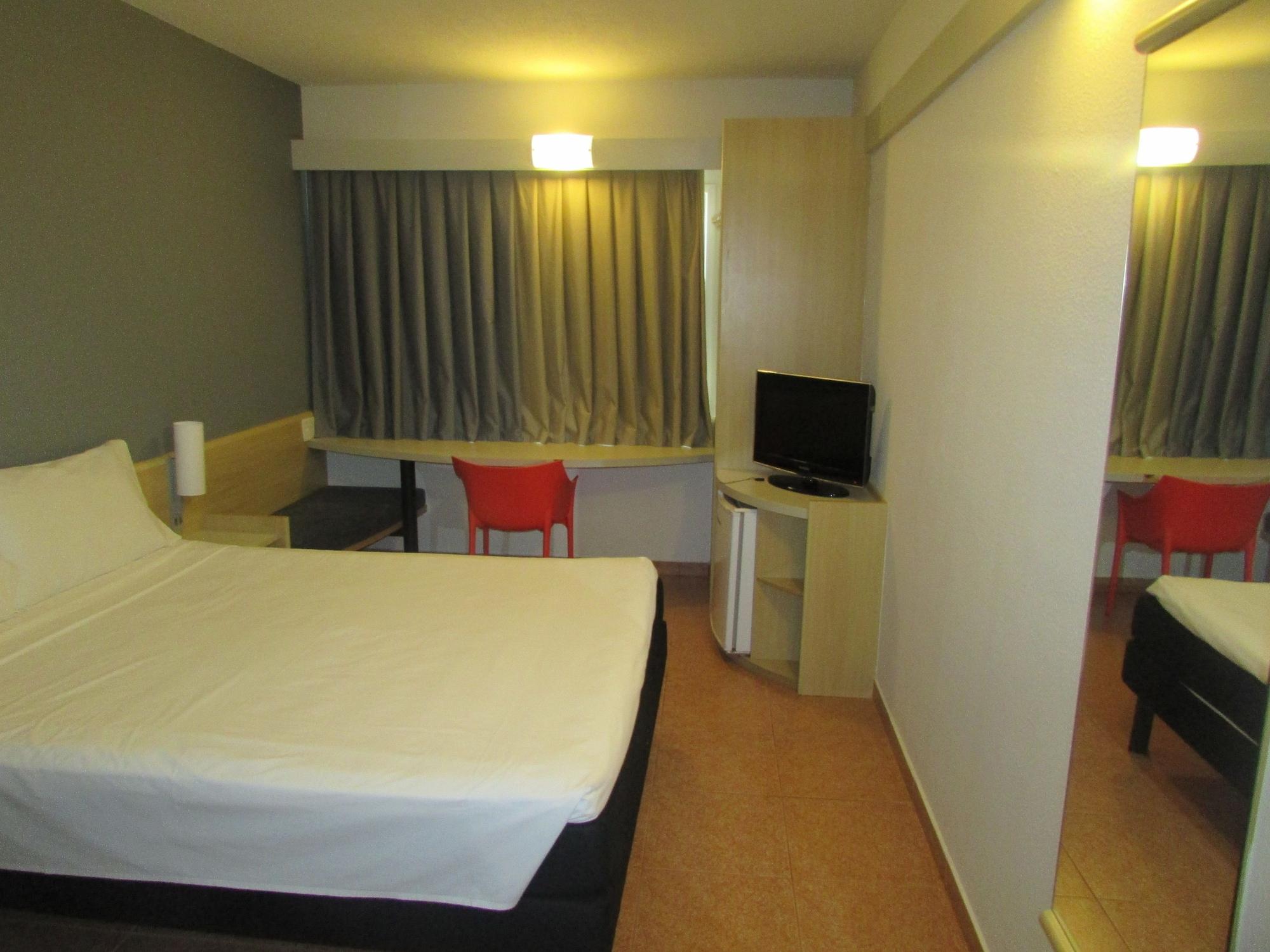 Ibis Aracatuba Hotel ภายนอก รูปภาพ