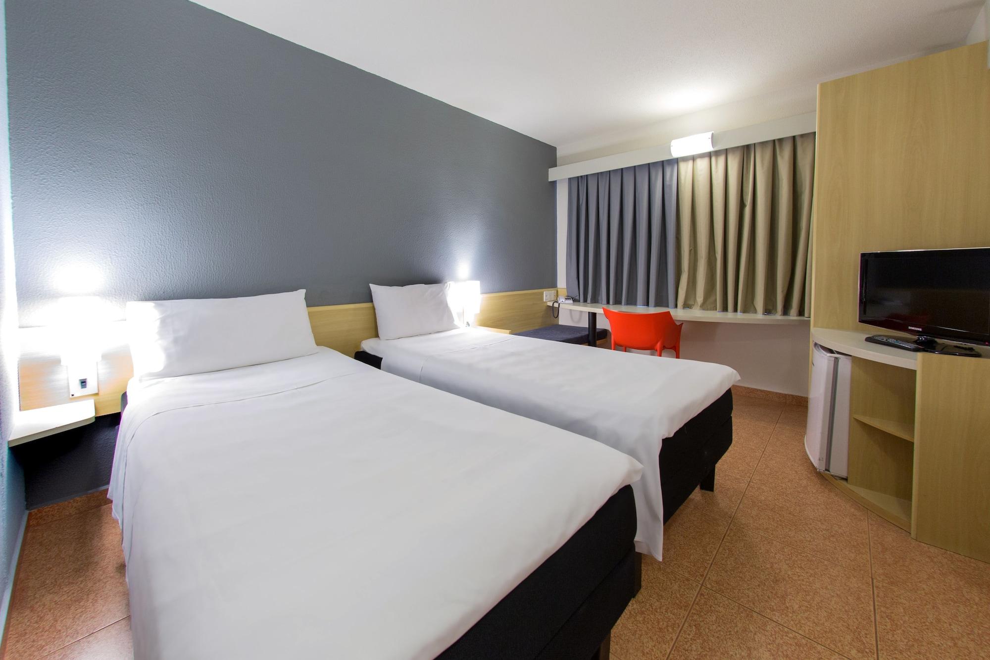 Ibis Aracatuba Hotel ภายนอก รูปภาพ