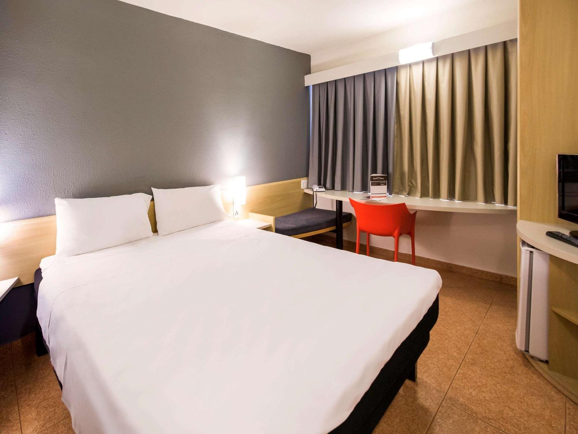 Ibis Aracatuba Hotel ภายนอก รูปภาพ